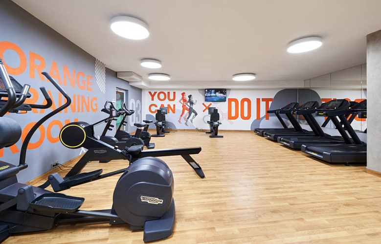 Фитнес-центр LIKEFITNESS - освещение рис.2
